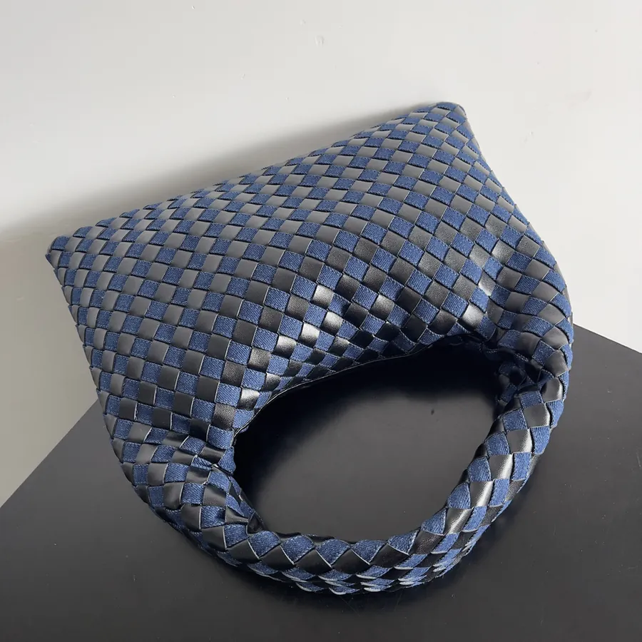 BOTTEGA VENETA New Mini Hop Shoulder Bag