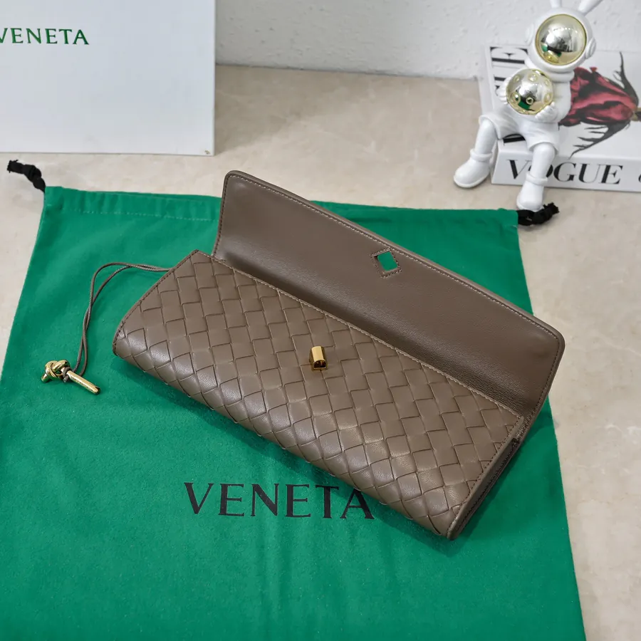 BV Andiamo Evening Evening Bag Elegant and Chic