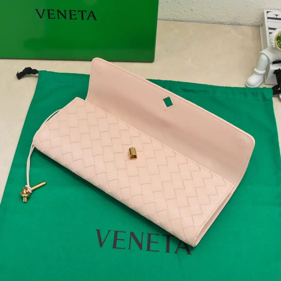 BV Andiamo Evening Handbag