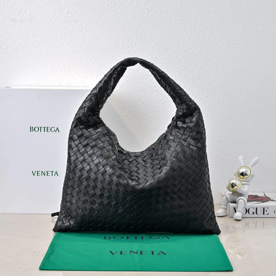 Bv New Medium HOP Bag with One Piece Leather Handle
