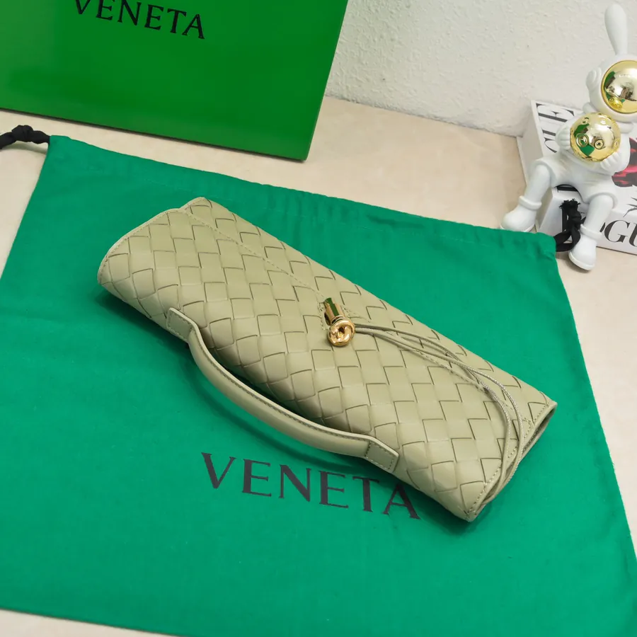 BV Andiamo Evening Handbag