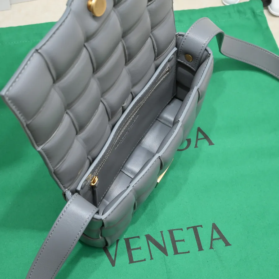 Mini Padded Bag BV's Trendy Style