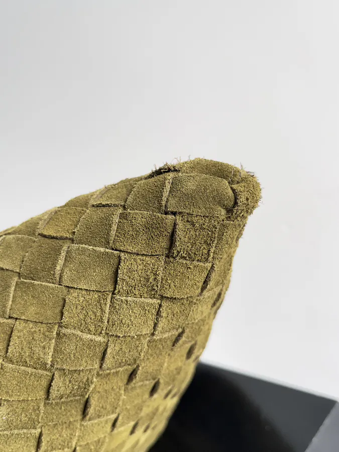 Bottega Veneta Hop Tote Seamless Design, Grained Calfskin