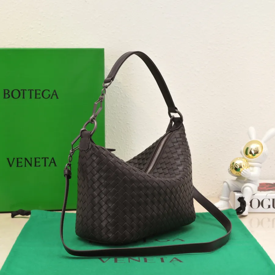 BV Classic Ladies Tote Bag with Shoulder Strap