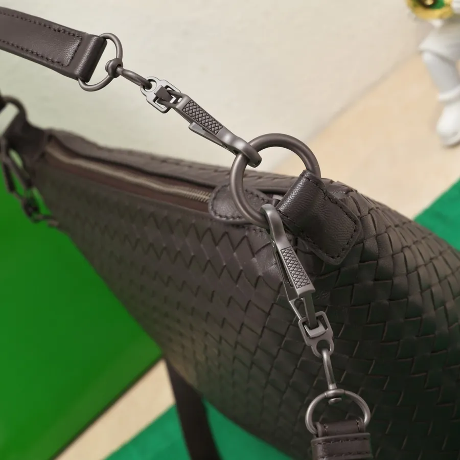 BV Classic Ladies Tote Bag with Shoulder Strap