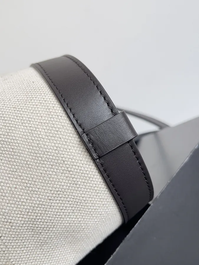 BV 2023 Early Autumn Flip Flap Tote