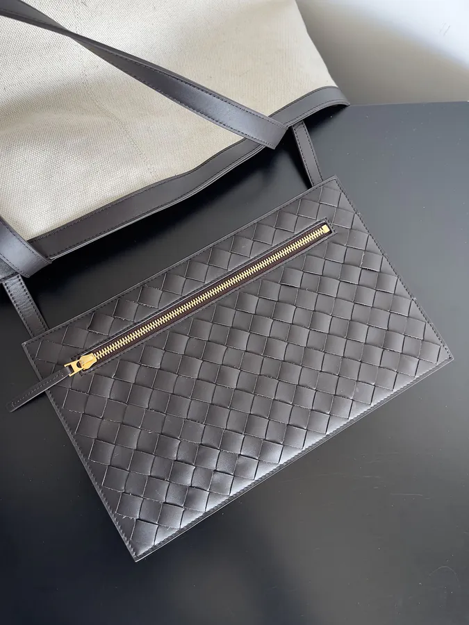 BV 2023 Early Autumn Flip Flap Tote