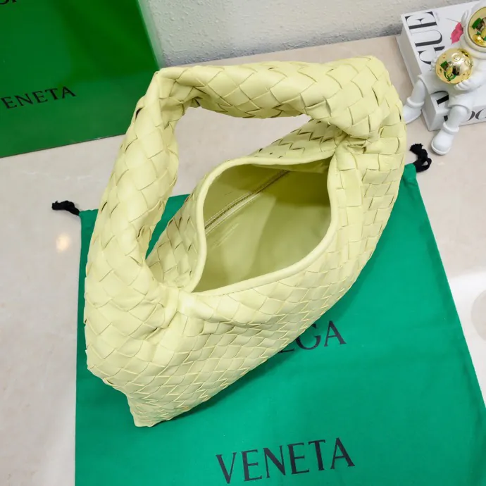 Bv New Mini HOP Bag with Leather Handle