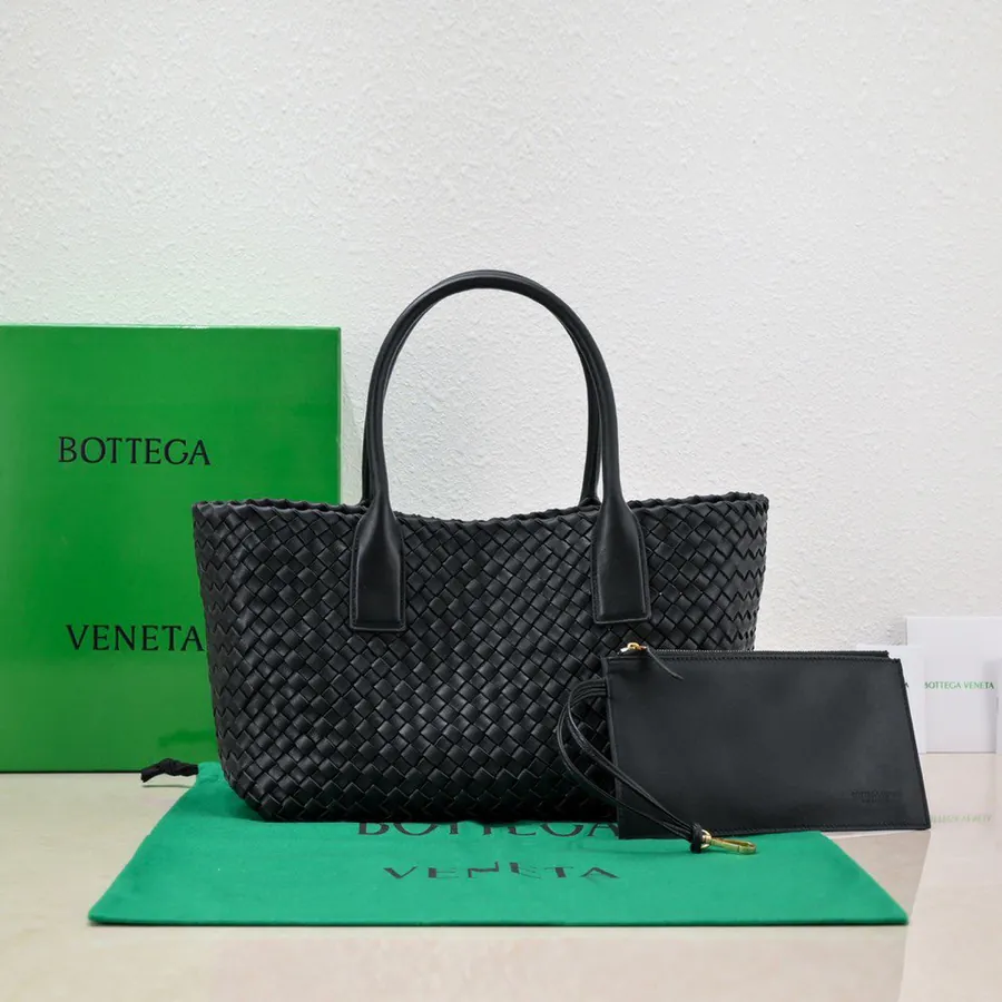 BV Iconic CABAT Bag (Medium 32 Size)