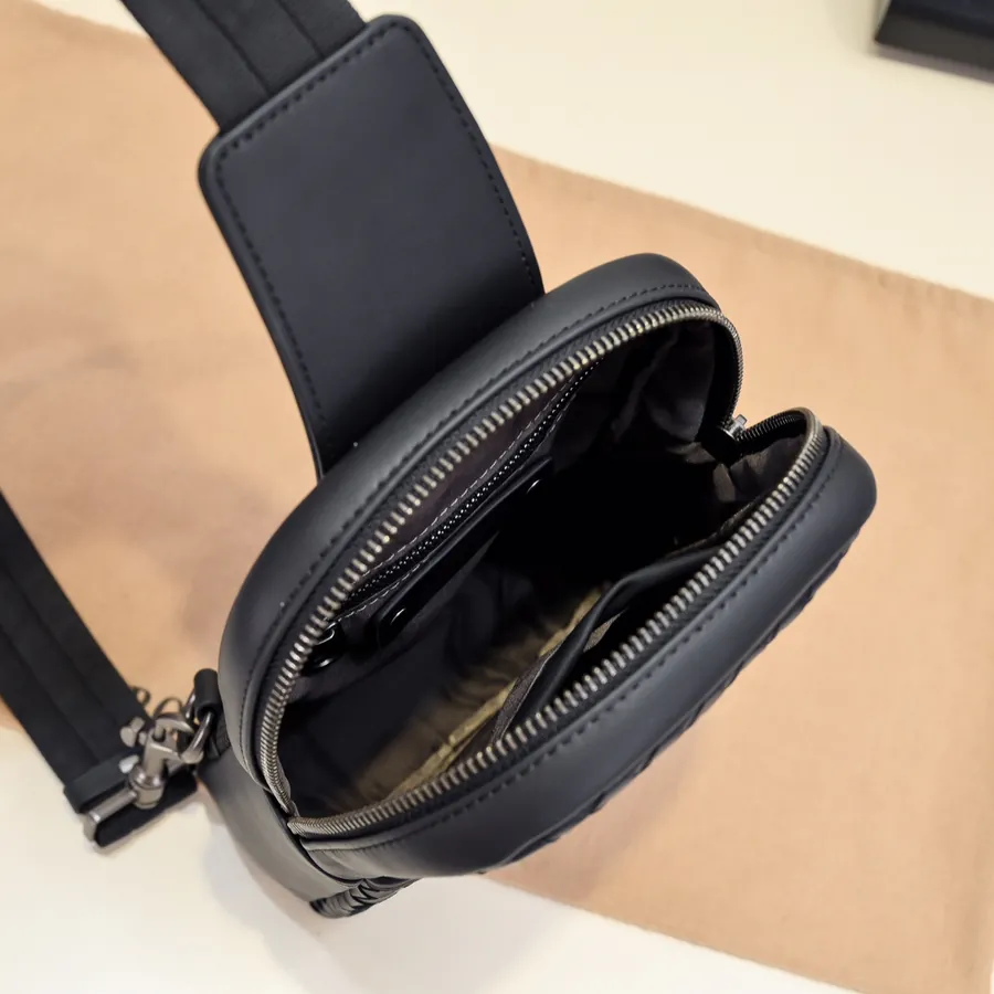 BOTTEA VENETA Bucket Bag