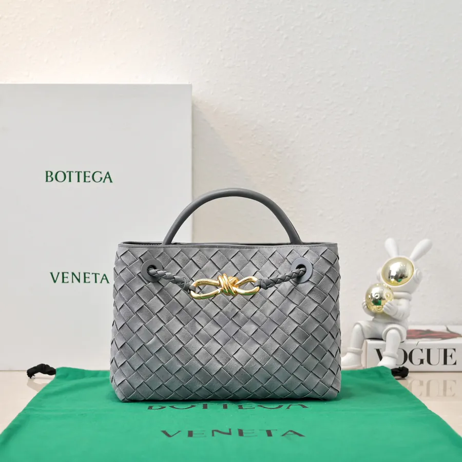 Bottega Veneta 2024 New Andiamo Bucket Bag