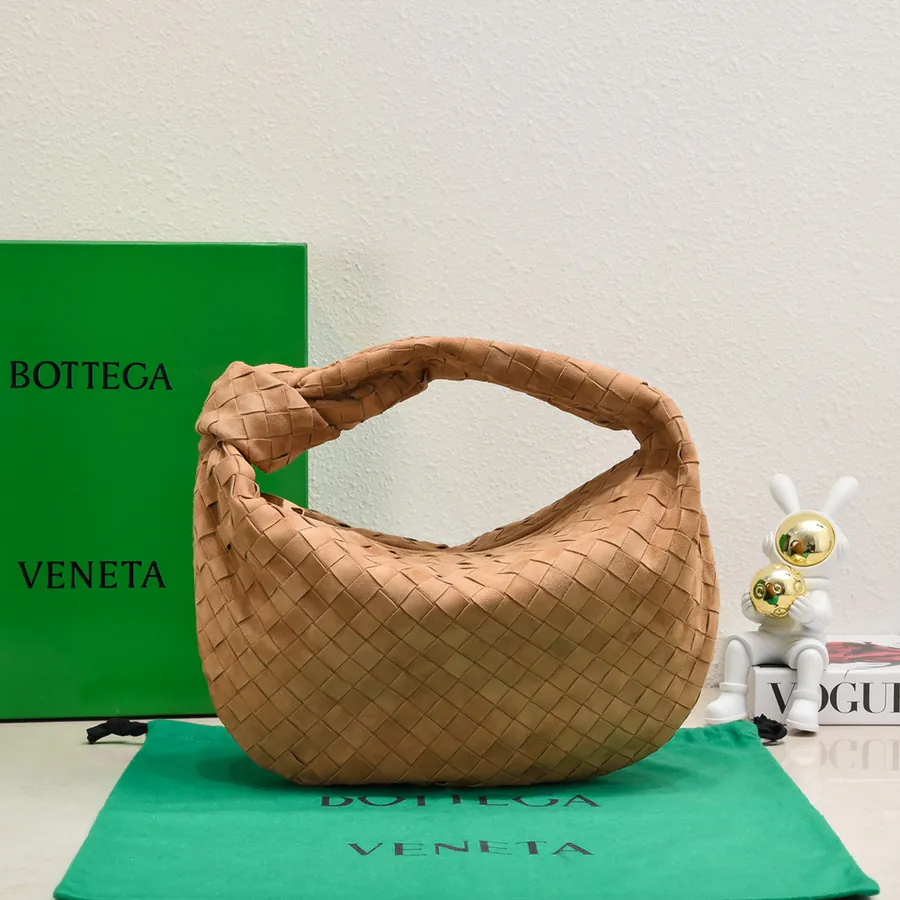 JODIE Bucket Bag in Grained Calfskin