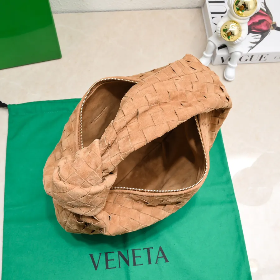 JODIE Bucket Bag in Grained Calfskin