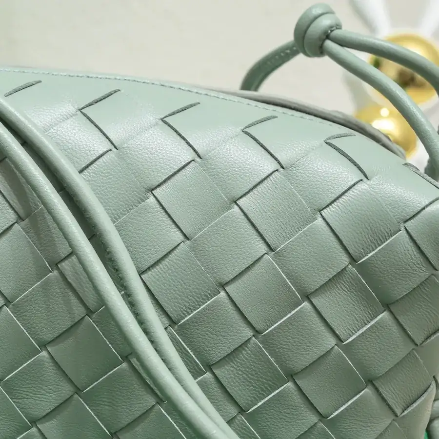 B家 New Large Loop Camera Bag