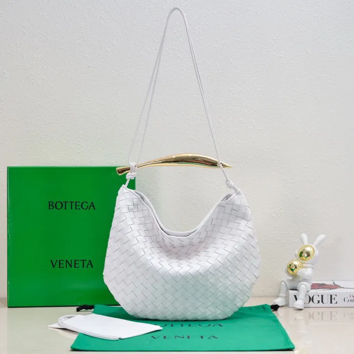Bottega Veneta Sardine Large Bucket Bag
