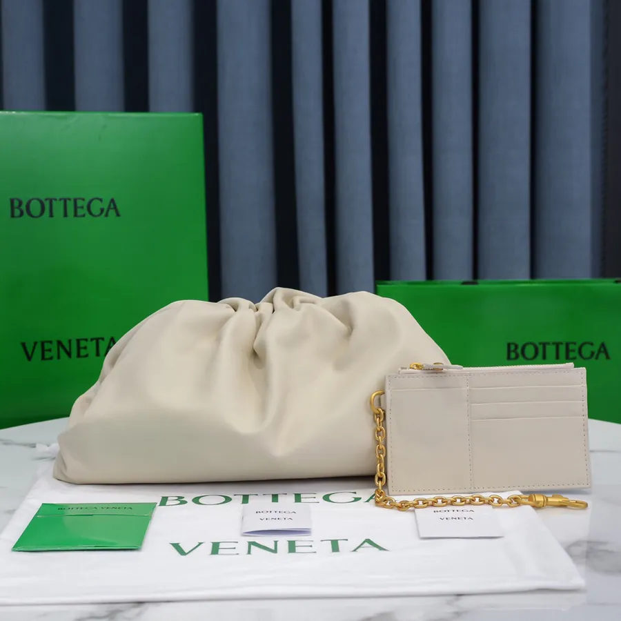 Bottega Veneta Pouch Series Cloud Bag in Grained Calfskin