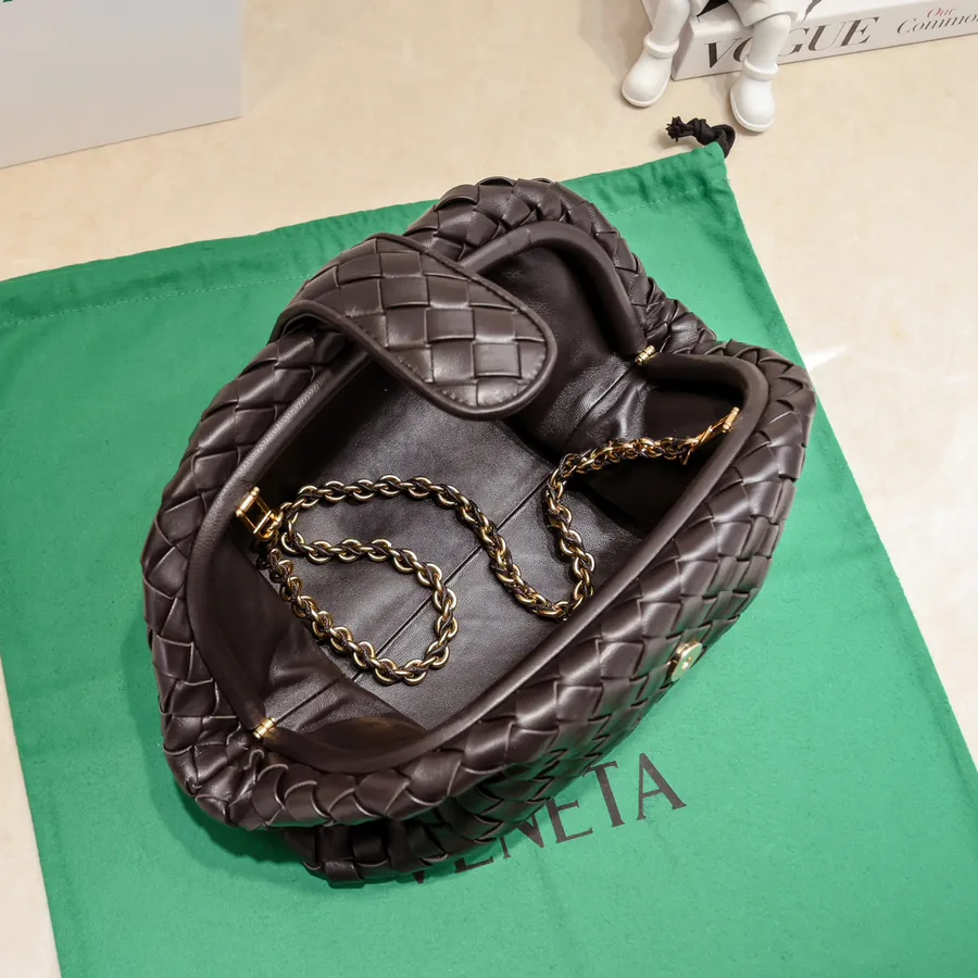 Bottega Venetia Lauren 1980 Bucket Bag