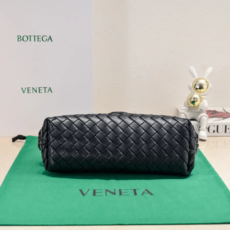 Bottega Venetia Lauren 1980 Bucket Bag