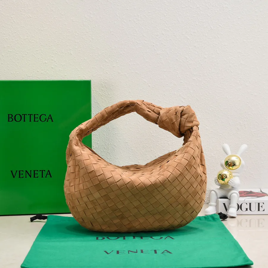 JODIE Bucket Bag in Grained Calfskin