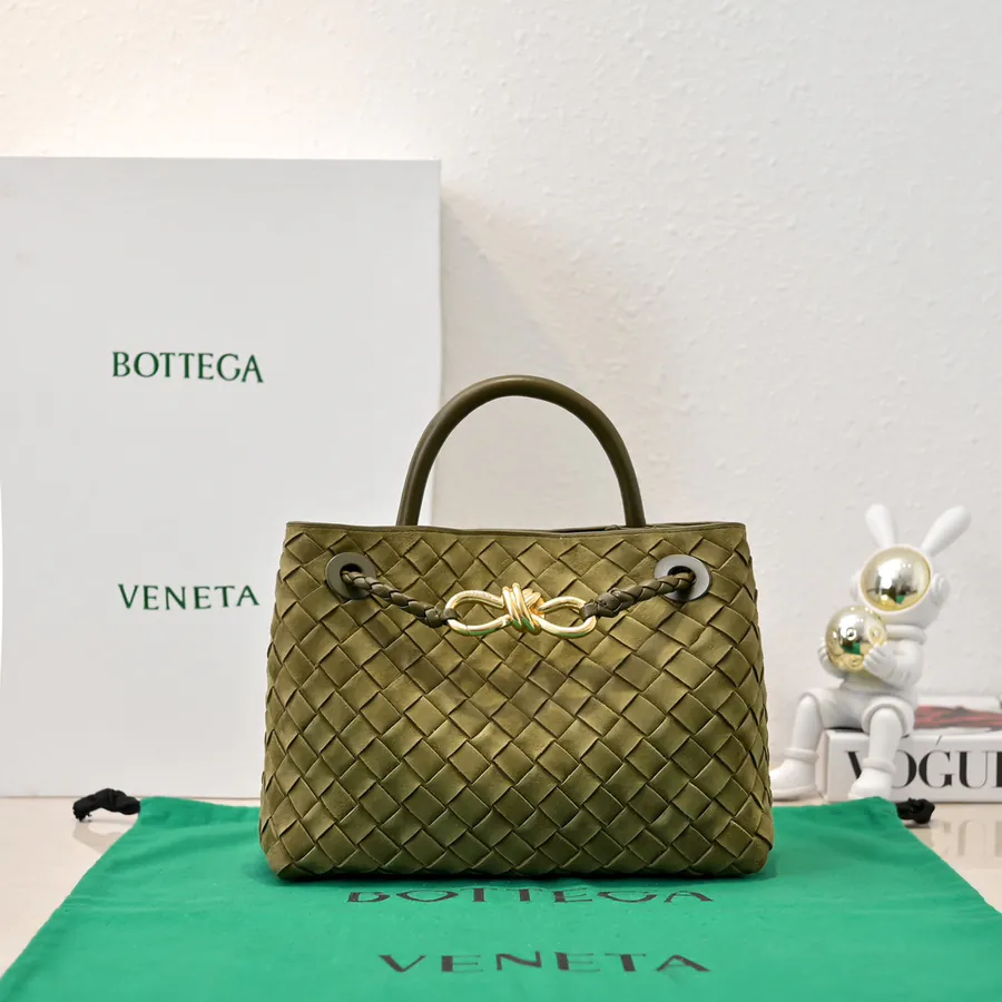 Bottega Veneta 2024 New Andiamo Bucket Bag