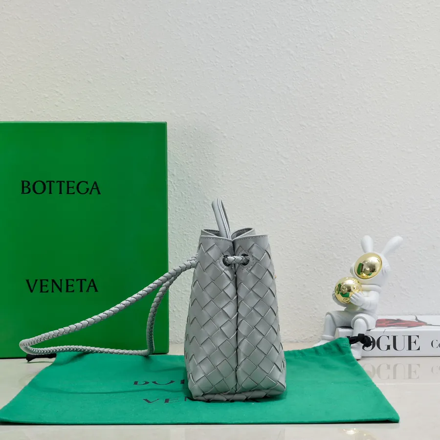 B Intrecciato编织小号手提包,滑动斜挎背带