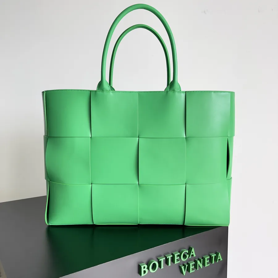 BV Large Tote Bag Stylish and Practical