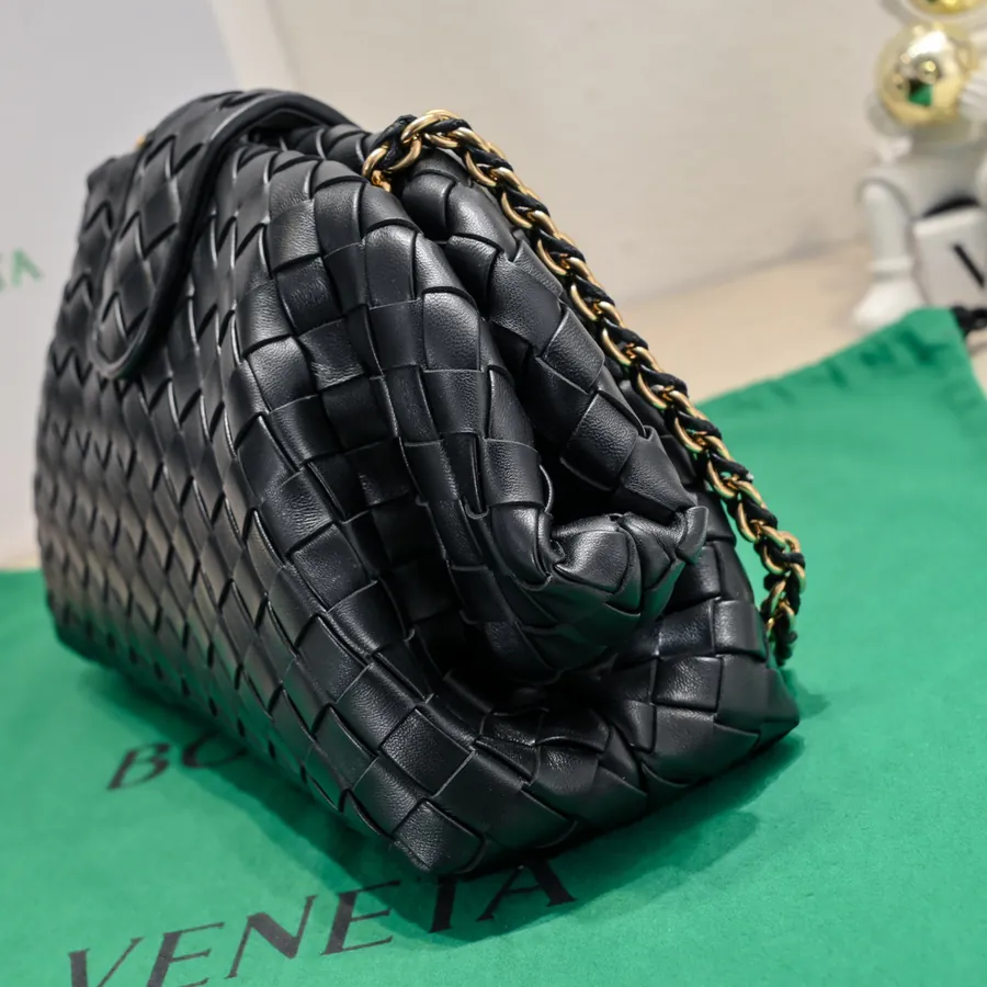 Bottega Venetia Lauren 1980 Bucket Bag