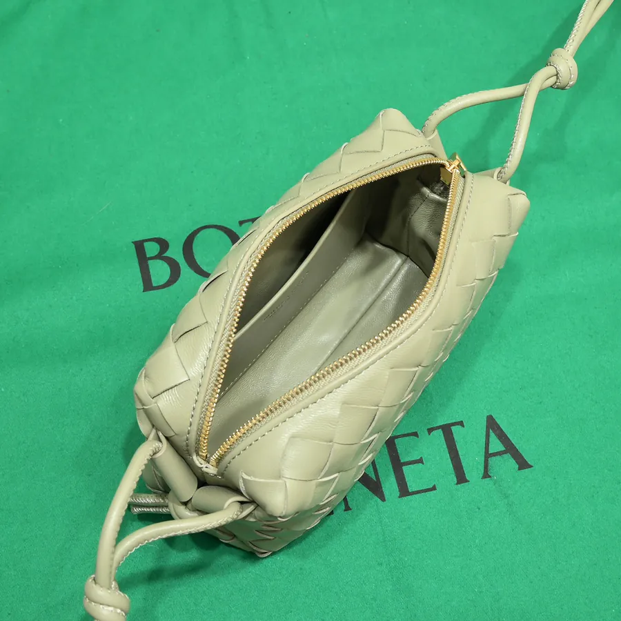 B家 New Large Loop Camera Bag