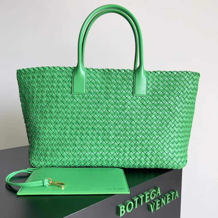 Bottega Veneta Cabat Classic Large Bucket Bag