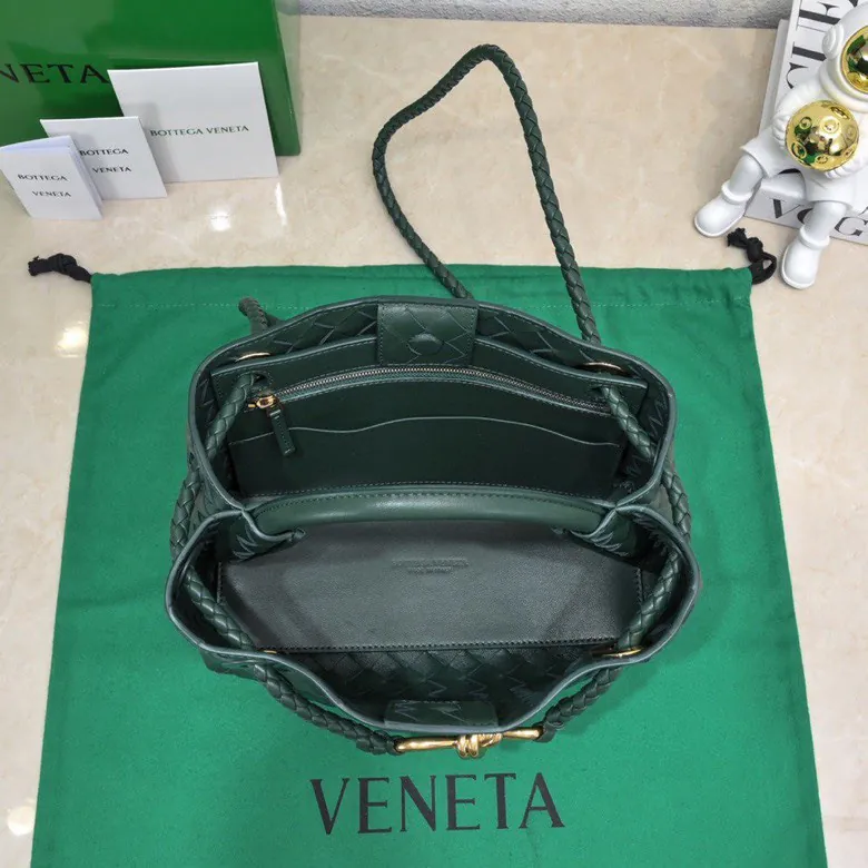 Intrecciato编织皮革小号手提包
