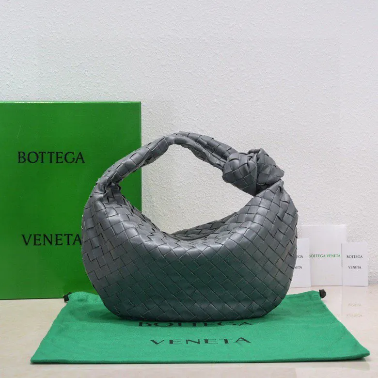 Jodie Hobo Bag in Grained Leather