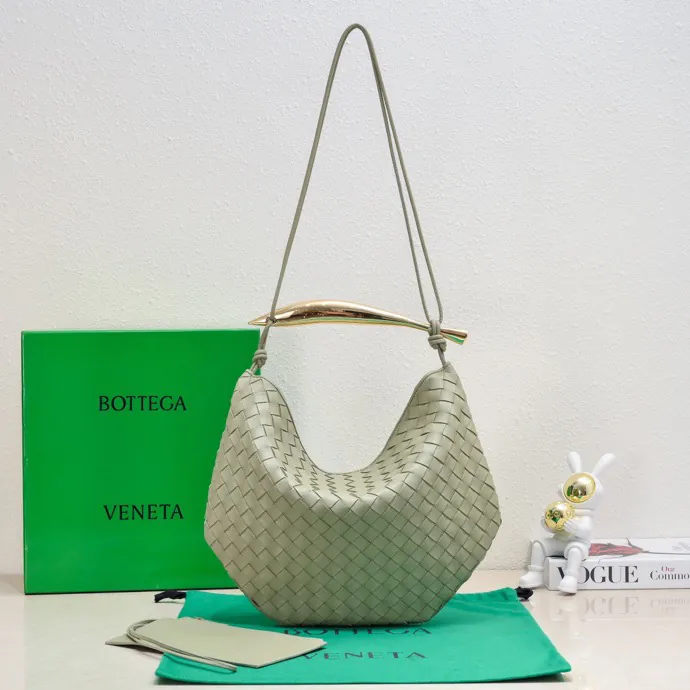 Bottega Veneta Sardine Large Bucket Bag