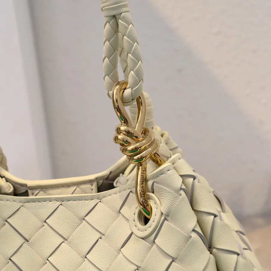 Andiamo Parachute Tote Retro Inspired Multifunctional Handbag