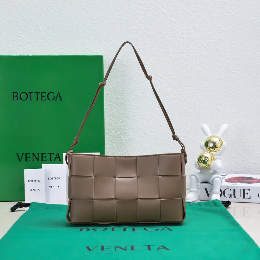 Bv 2023 Cassette Crossbody Bag Minimalist & Versatile Design