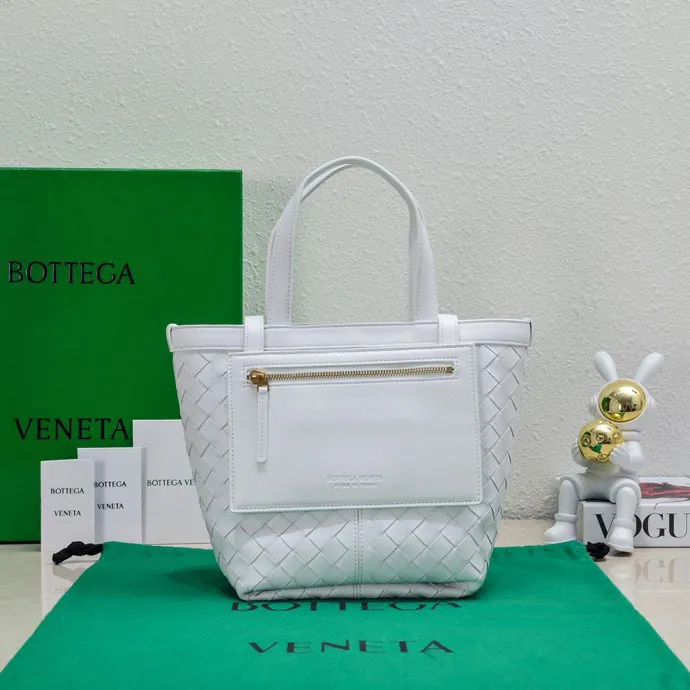 Bv 2023 New Flip Flap Tote Bag