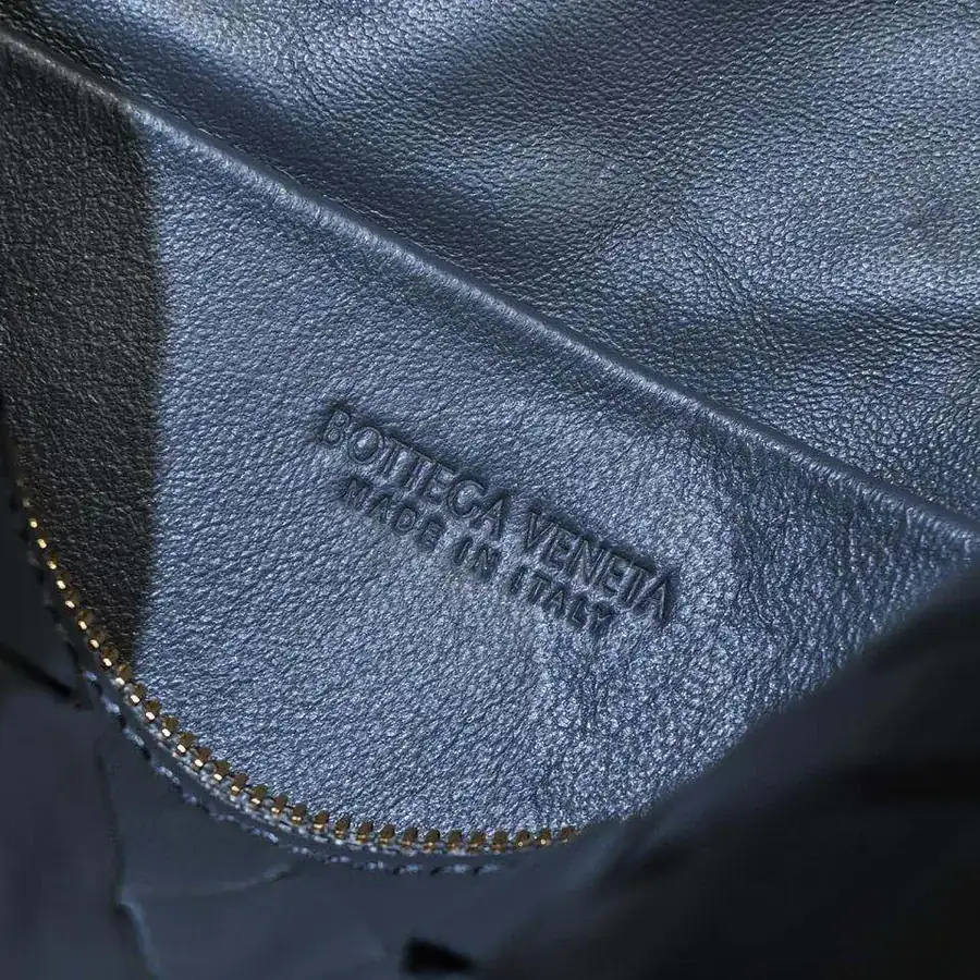 B家 New Large Loop Camera Bag
