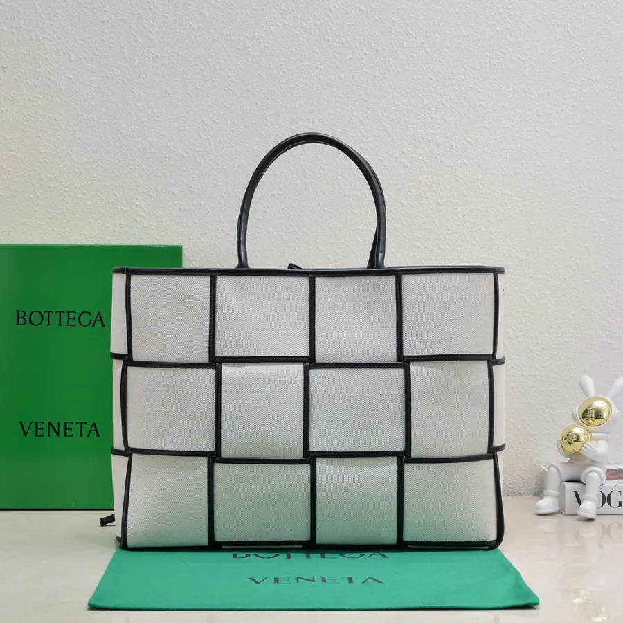 B Home New Arrival Large Arco Tote