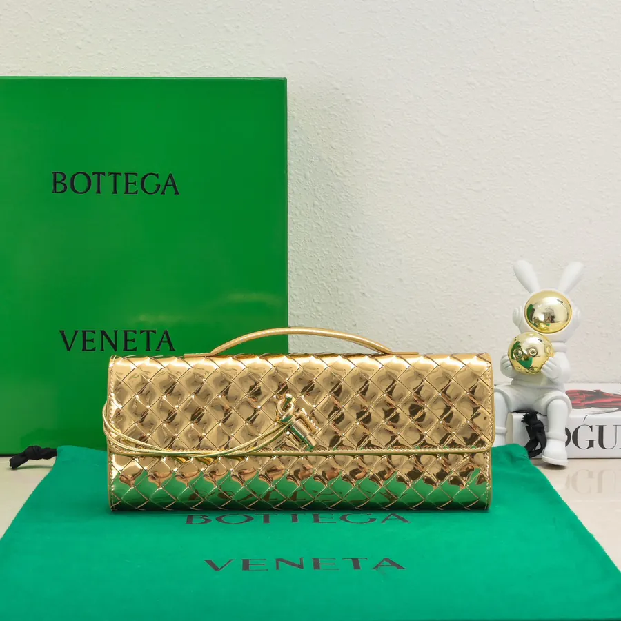 BV Andiamo Evening Evening Bag Elegant and Timeless Design