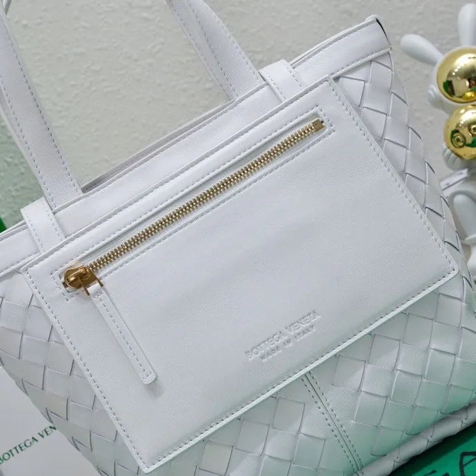 Bv 2023 New Flip Flap Tote Bag