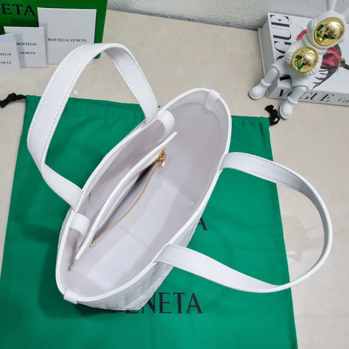 Bv 2023 New Flip Flap Tote Bag