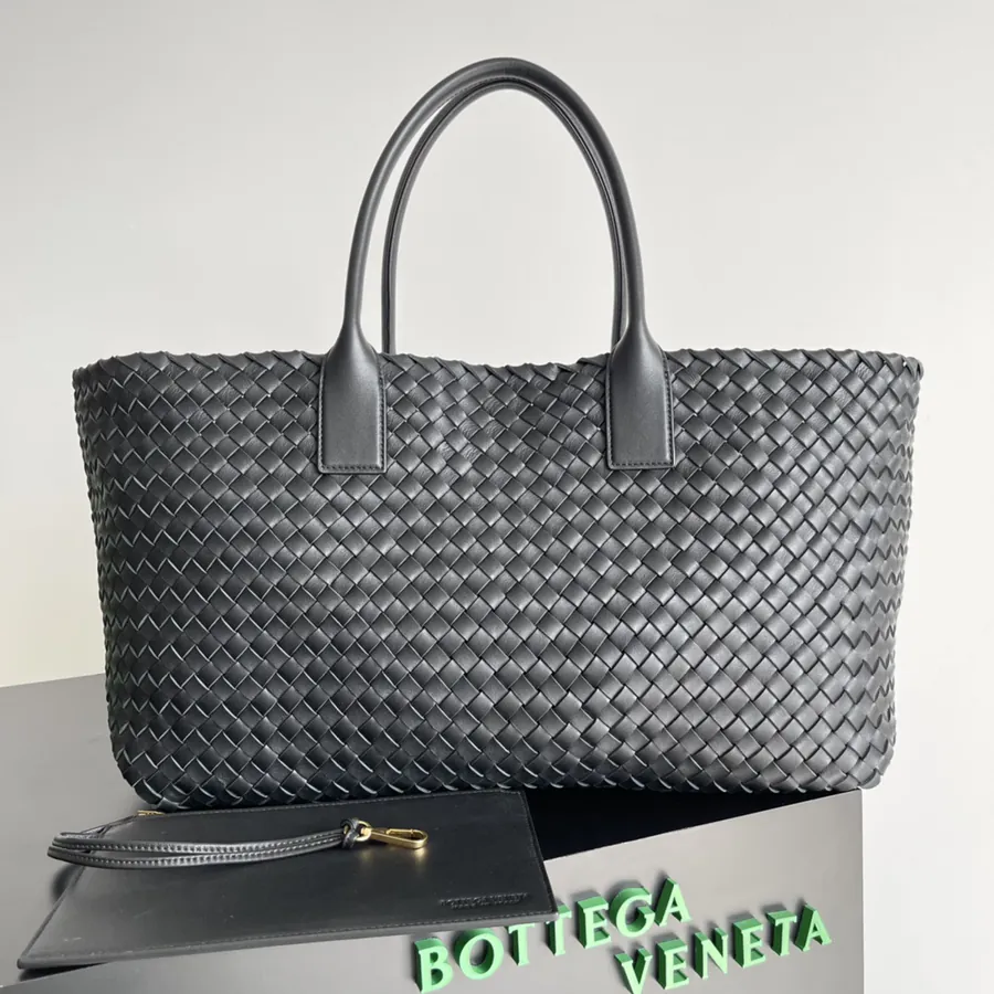 Bottega Veneta Cabat Classic Large