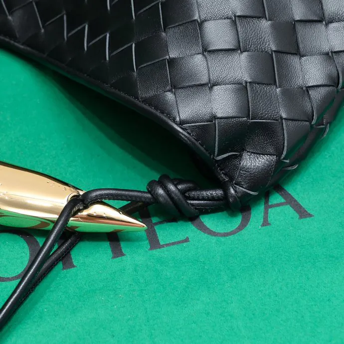 Bottega Veneta Sardine Large Bucket Bag