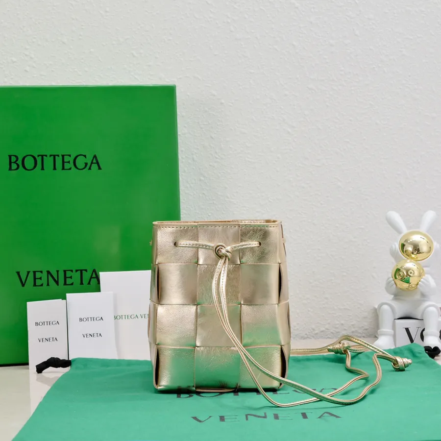 Bottega Veneta New编织小水桶包 Large Size
