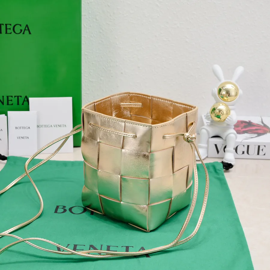 Bottega Veneta New编织小水桶包 Large Size