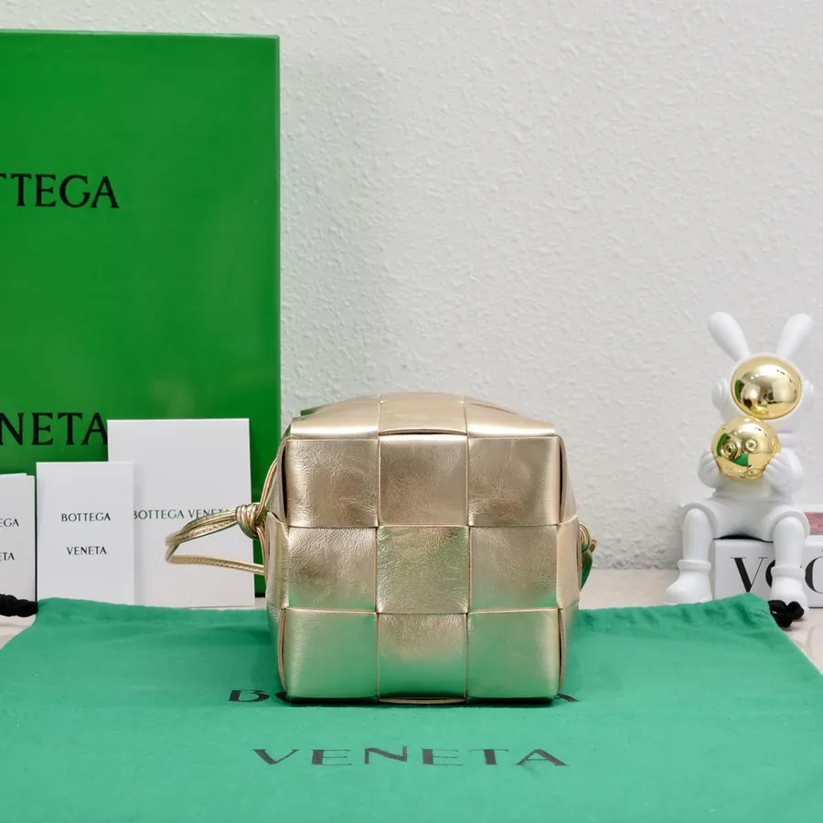 Bottega Veneta New编织小水桶包 Large Size