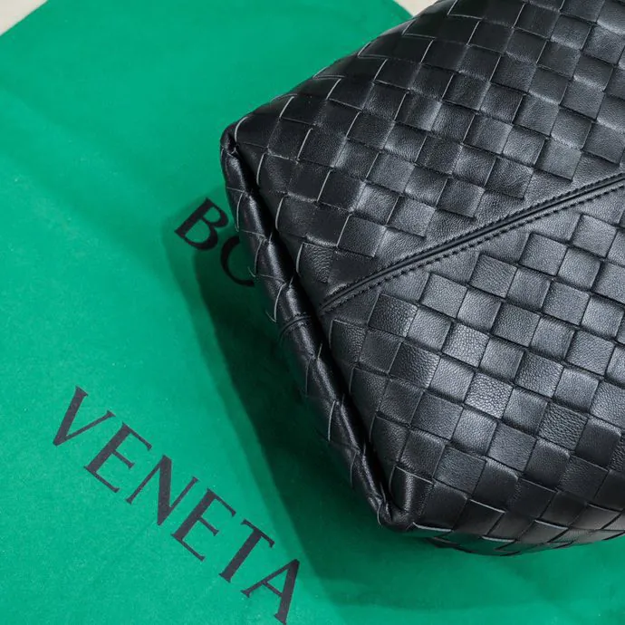 Bv 2023 New Flip Flap Tote Bag