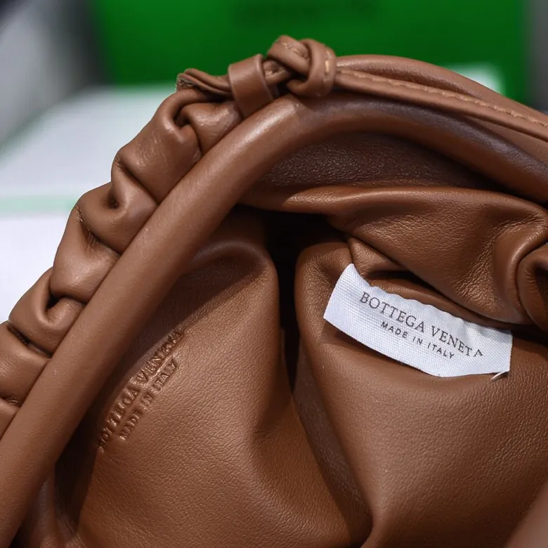 Bottega Veneta Pouch Pouch in Grained Calfskin
