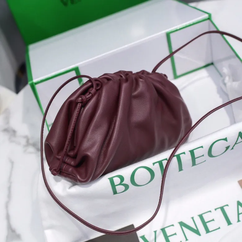 Bottega Veneta Pouch Pouch in Grained Calfskin