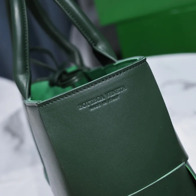 Arco Midsize Tote Handbag Official Website Latest Genuine Leather with Inner Genuine Leather