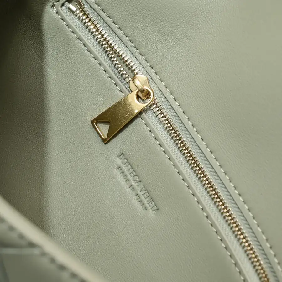 Bottega Veneta Mini Andiamo